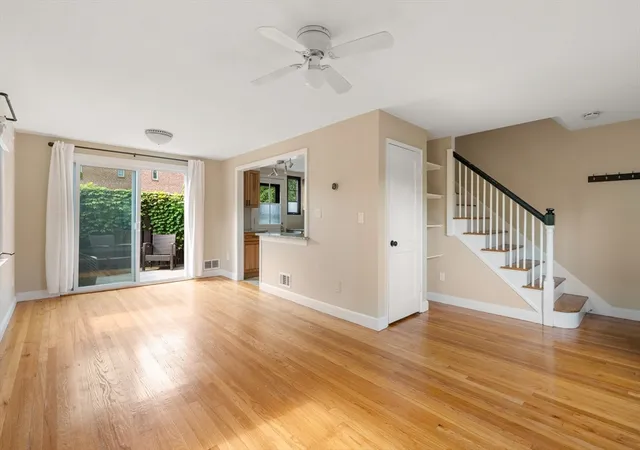 956-belmont-956-watertown-dc-20472/hzid_7cb7a358