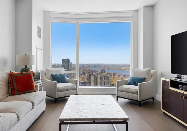 240-devonshire-st-3603-boston-ma-02110/hzid_6d1de5d7