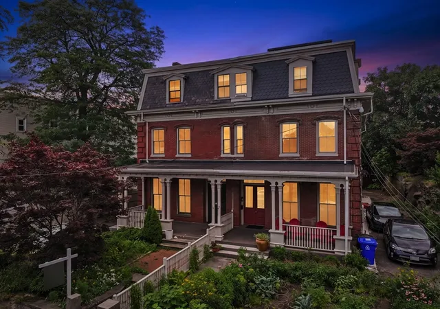 31-millmont-st-2-boston-ma-02119/hzid_b0246892