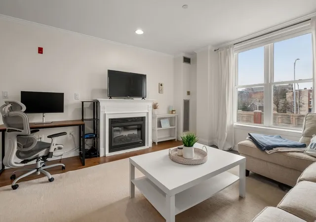 65-chelsea-st-203-boston-ma-02129/hzid_6b2419ca