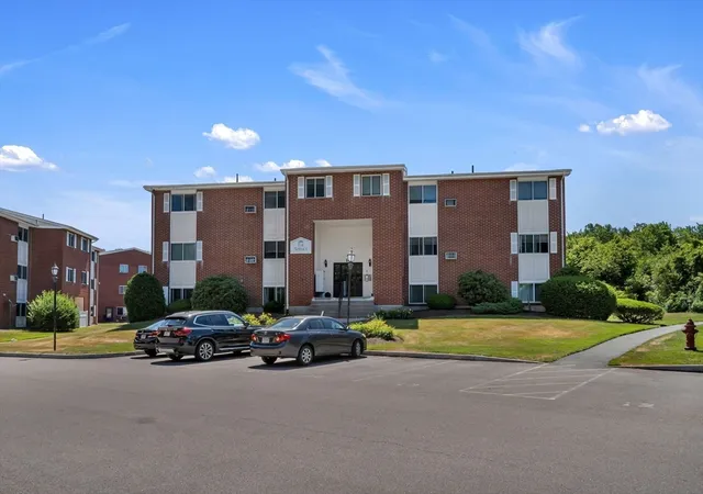18-dailey-st-h-attleboro-ma-02703/hzid_88a6bd2a