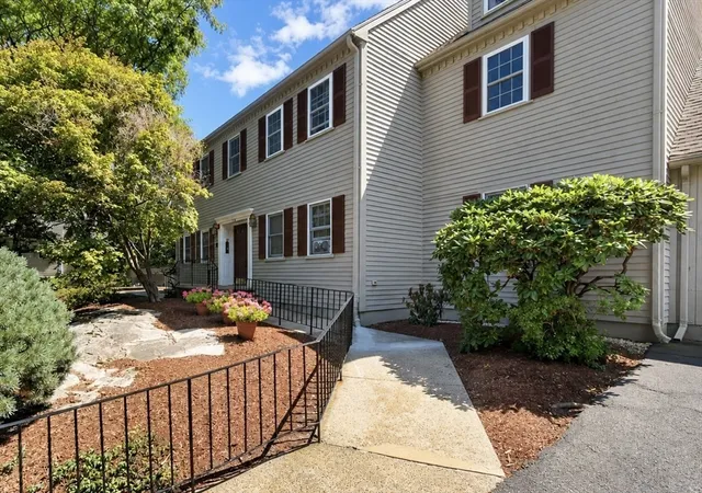 12-valiant-way-12-salem-ma-01970/hzid_ee91e079
