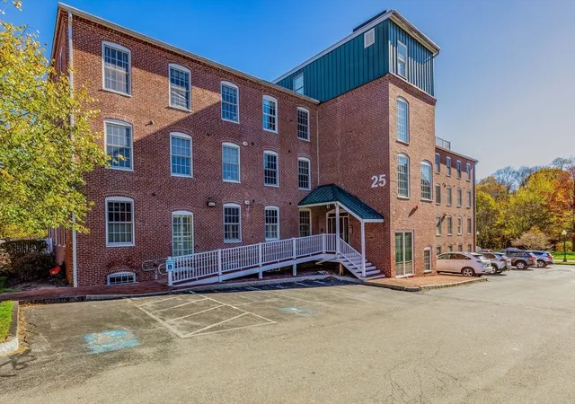 25-cedar-st-3-amesbury-ma-01913/hzid_41af722c