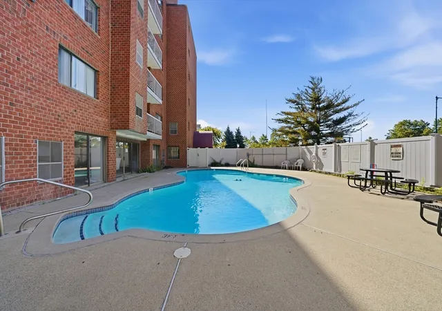 30-revere-beach-pkwy-114-medford-ma-02155/hzid_a31dcbc9