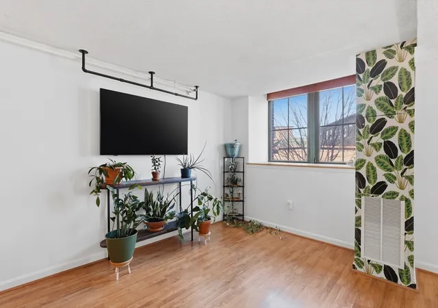 200-market-street-306-lowell-ma-01852/hzid_aaf254d0