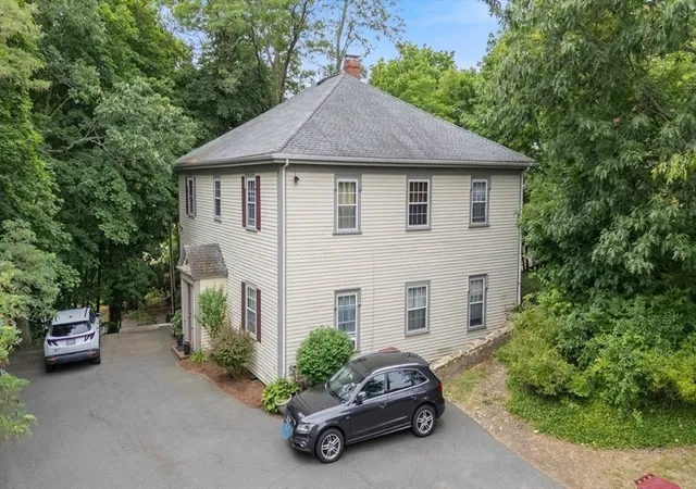 60-vinton-st-3-melrose-ma-02176/hzid_7973aad8