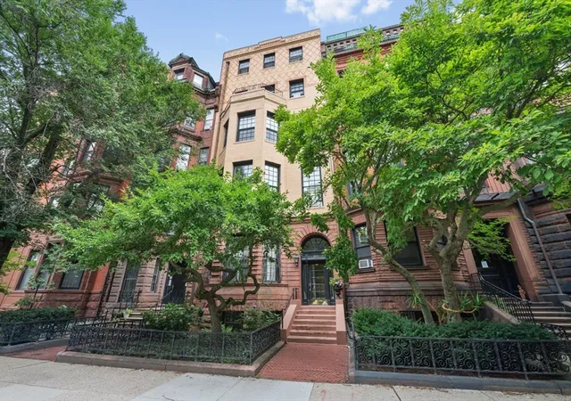 233-commonwealth-ave-7-boston-ma-02116/hzid_2ce4c7eb