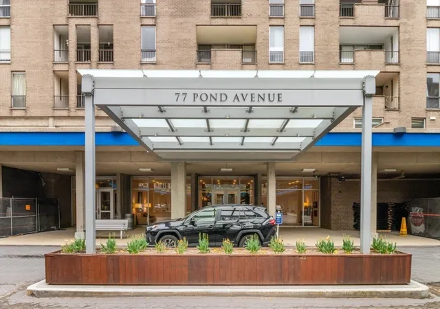 77-pond-ave-612-brookline-ma-02445/hzid_762b3d09