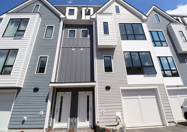 118-eaton-st-11-reading-ma-01867/hzid_e58d195a