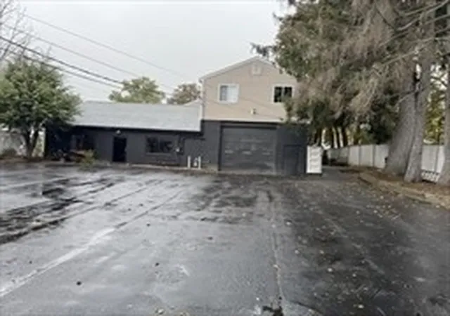 75-lincoln-st-marlborough-ma-01752/hzid_6f22bf8c