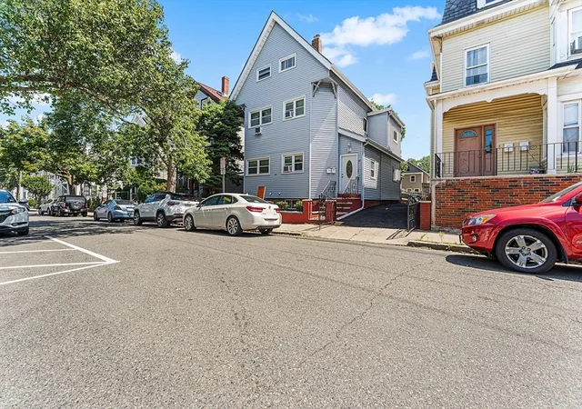 32-rush-st-somerville-ma-02145/hzid_e3108cd5