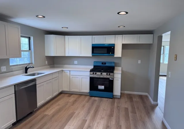 1099-river-st-3-hyde-park-ma-02136/hzid_589e9452
