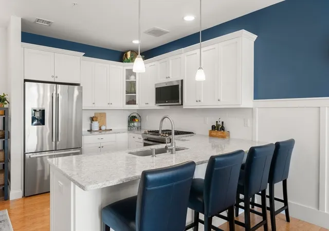 1-mariners-way-207-plymouth-ma-02360/hzid_6375664a