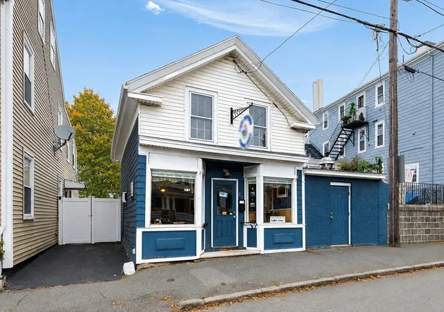 27-washington-st-27-gloucester-ma-01930/hzid_d168631e