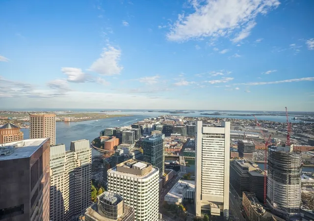 240-devonshire-street-4709-boston-ma-02110/hzid_125609eb