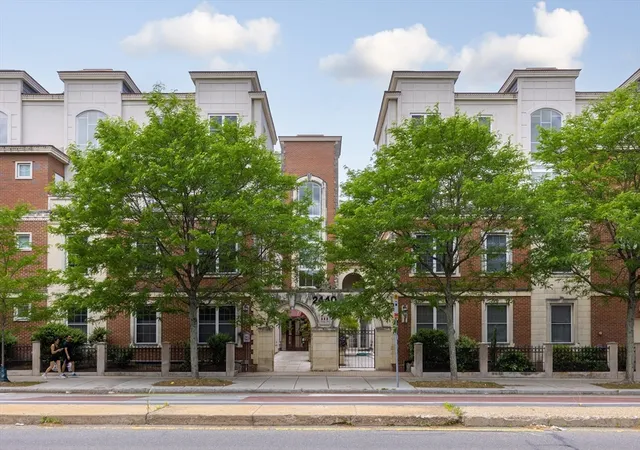 2440-massachusetts-avenue-3-cambridge-ma-02140/hzid_7f6f943f