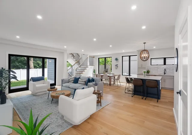 811-heath-st-chestnut-hill-ma-02467/hzid_d8ef96d1