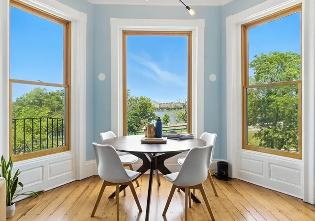 37-bay-state-rd-4-boston-ma-02215/hzid_d1d3a510