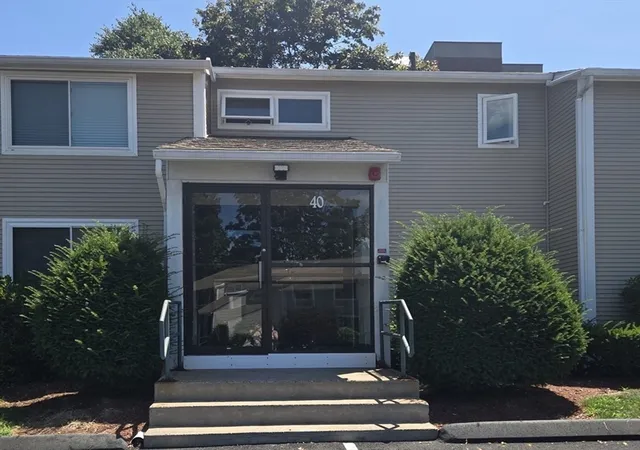 40-saint-kolbe-dr-c-holyoke-ma-01040/hzid_7a2fd2f0