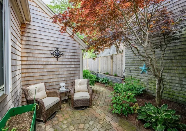 31-forest-gate-31-yarmouth-port-ma-02675/hzid_42b3a25d