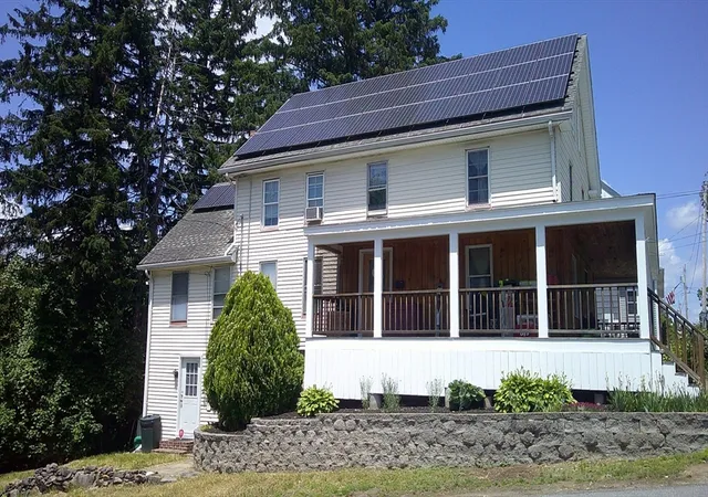 78-80-w-st-clinton-ma-01510/hzid_29e2d47c