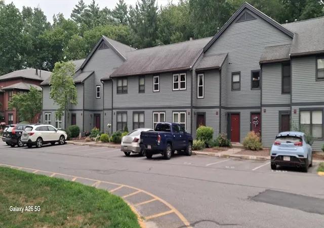110-dean-98-taunton-ma-02780/hzid_e8a9983e