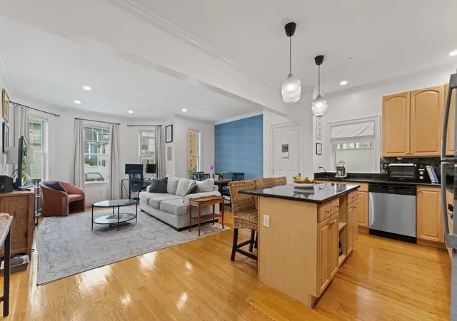 146-clifton-street-4-malden-ma-02148/hzid_bdaa35d9
