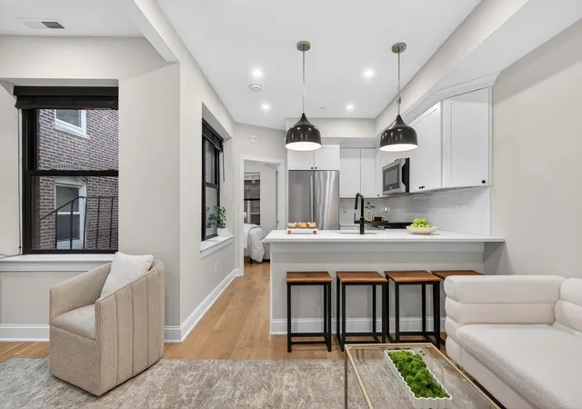 5-garden-court-st-3-boston-ma-02113/hzid_0d35aee9