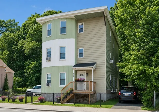 576-franklin-st-worcester-ma-01604/hzid_d5d8cb6c