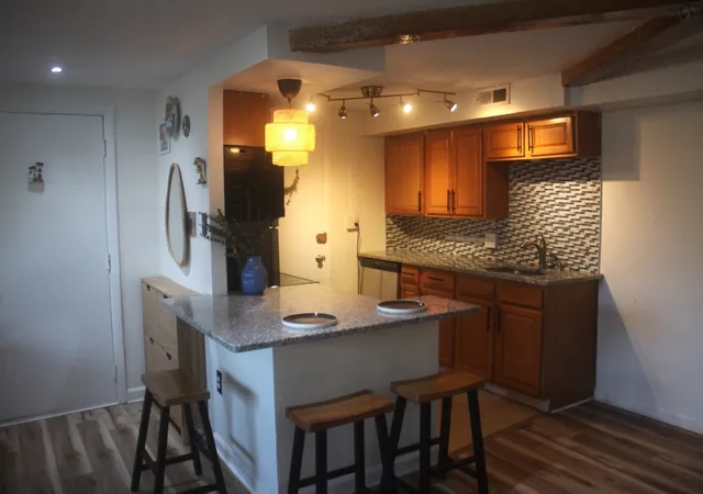 108-oak-ln-4-brockton-ma-02301/hzid_bb02a5d8