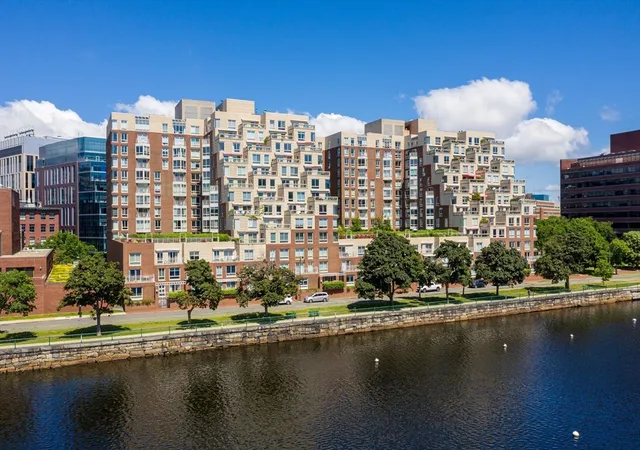 75-83-cambridge-parkway-w505-cambridge-ma-02142/hzid_3e3a71b3