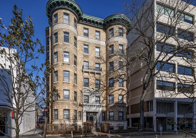 1039-massachusetts-ave-cambridge-ma-02138/hzid_c1f94448