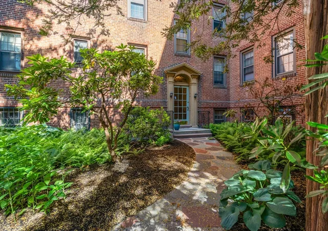 16-ware-street-31-cambridge-ma-02138/hzid_86bd9ce8