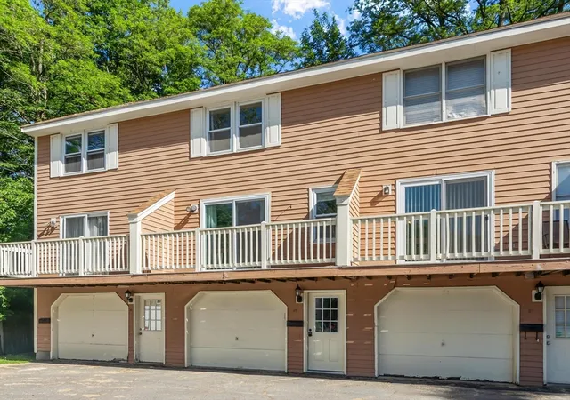 39-madonna-circle-39-lowell-ma-01854/hzid_b43d097e
