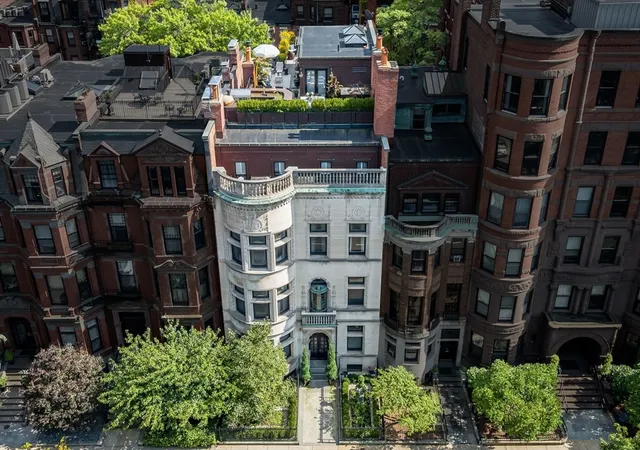 304-commonwealth-ave-ph-boston-ma-02115/hzid_835a1c91