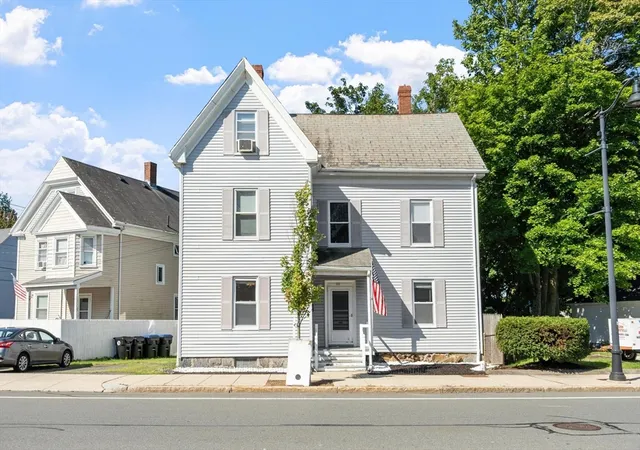 372-cabot-st-1-beverly-ma-01915/hzid_eedba041