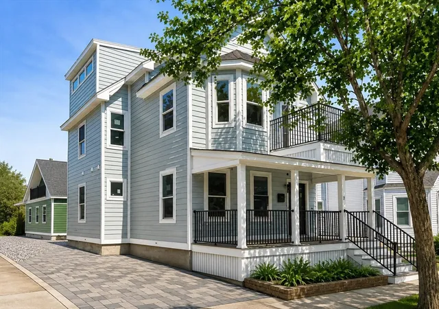 17-macarthur-st-somerville-ma-02145/hzid_597b56a4