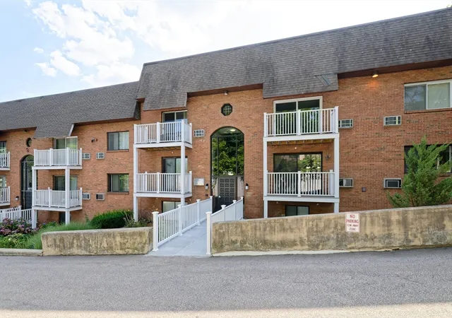 273c-w-main-street-2-marlborough-ma-01752/hzid_cf37835a