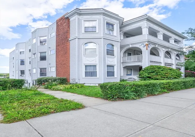 178-lincoln-st-a13-worcester-ma-01605/hzid_cc41dd5e
