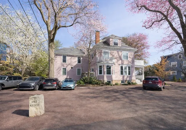 140-kilsyth-9-boston-ma-02135/hzid_bb37fb7e