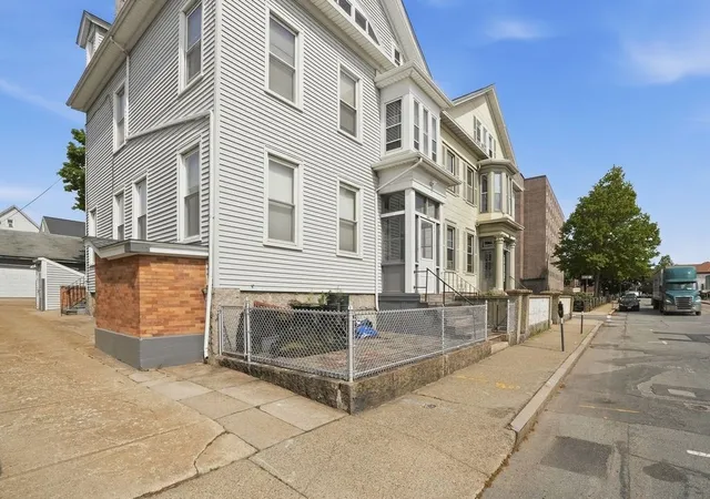 483-county-st-new-bedford-ma-02740/hzid_fc7e99fb