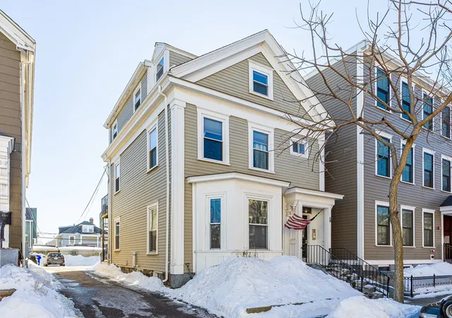 581-east-8th-street-boston-ma-02127/hzid_dbaf5c77