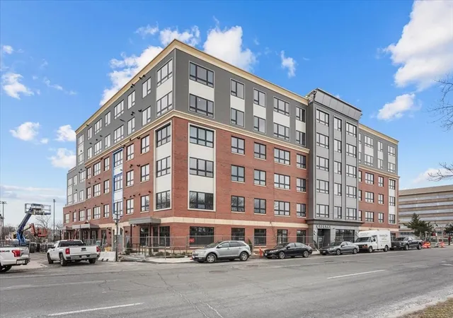 70-leo-m-birmingham-pkwy-416-boston-ma-02135/hzid_1eb511b4