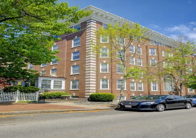 1572-massachusetts-avenue-41-cambridge-ma-02138/hzid_ac5851eb