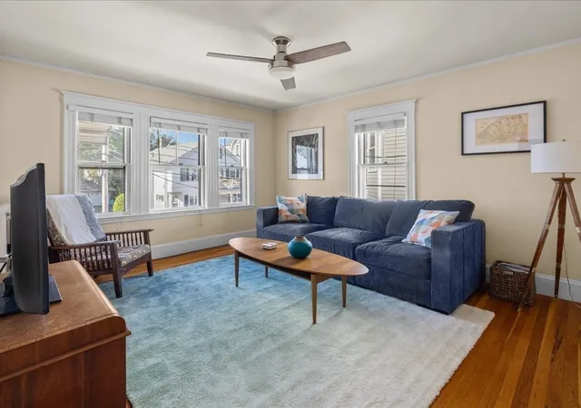 74-selwyn-st-2-roslindale-ma-02131/hzid_c6f5d1d1