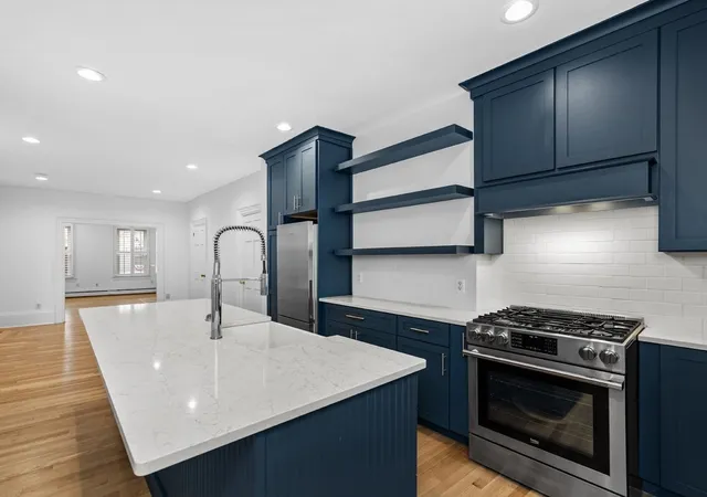 271-bunker-hill-street-1-boston-ma-02129/hzid_e9ccc982