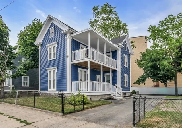 15-hanover-st-lynn-ma-01902/hzid_d1bcb928