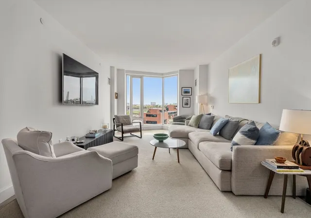 100-lovejoy-wharf-7j-boston-ma-02114/hzid_2cd00c58