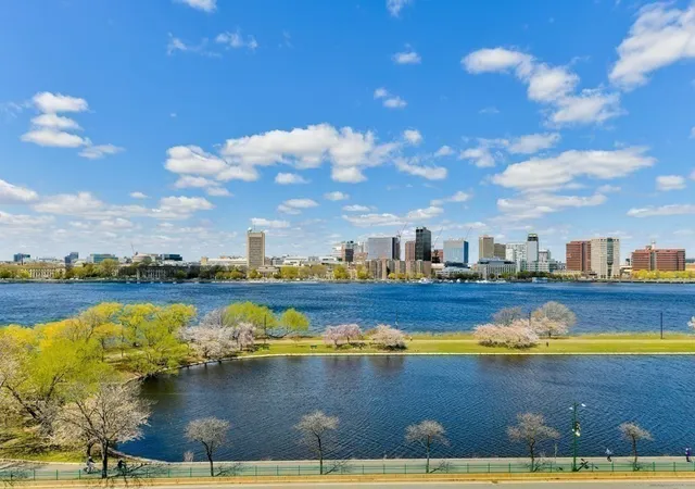 330-beacon-a81-boston-ma-02116/hzid_a61a778b