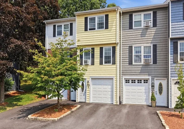 104-roper-st-b-lowell-ma-01852/hzid_616851ef